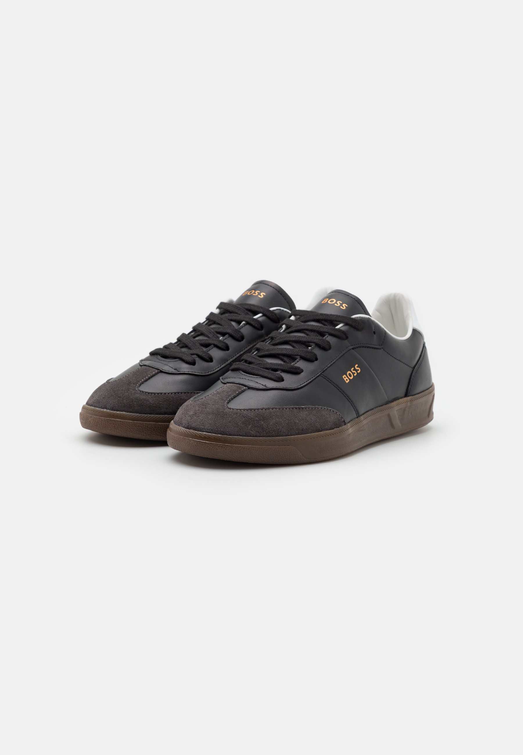 BRANDON - Trainers