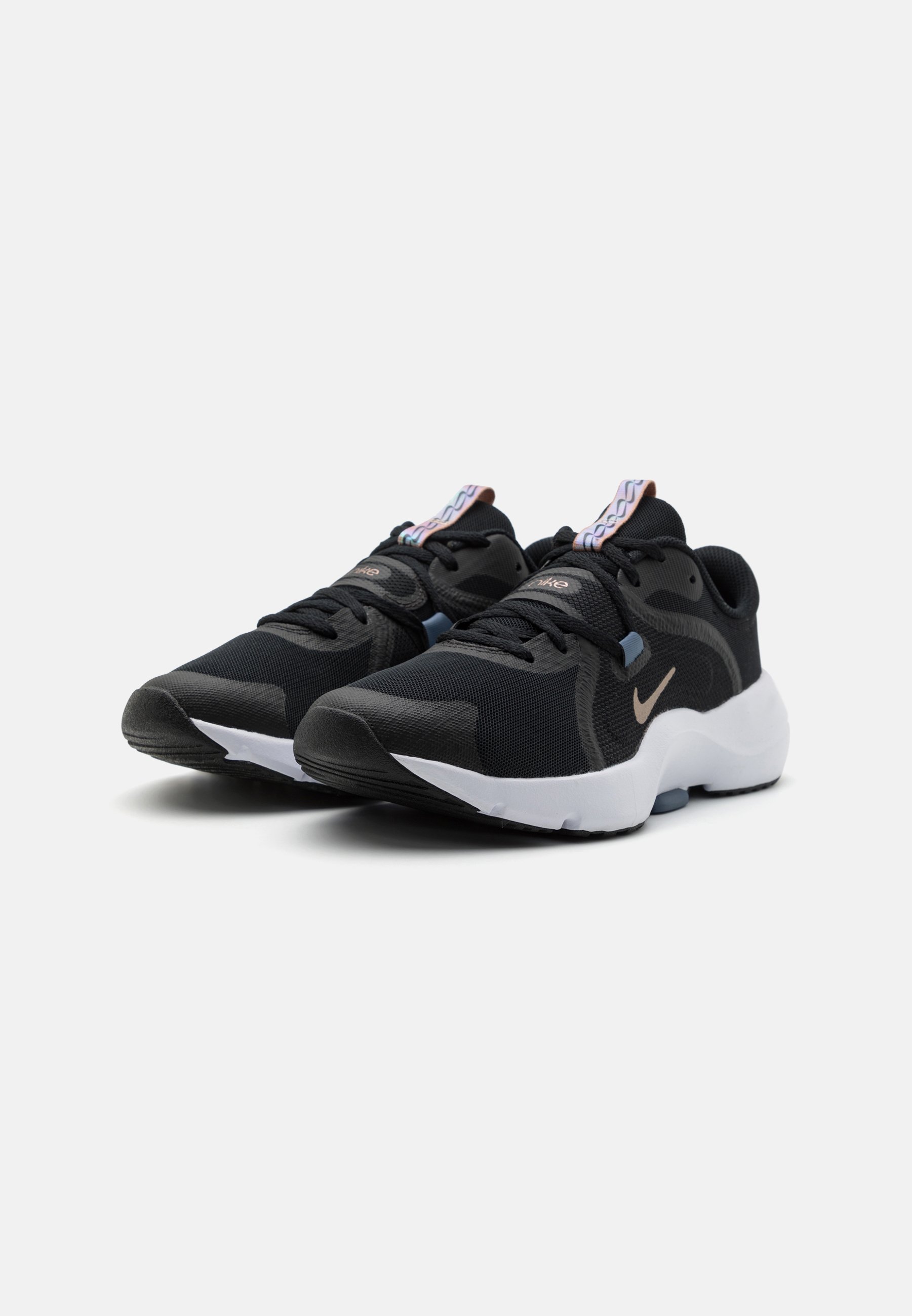 IN SEASON TR 13 PRM - Training shoe