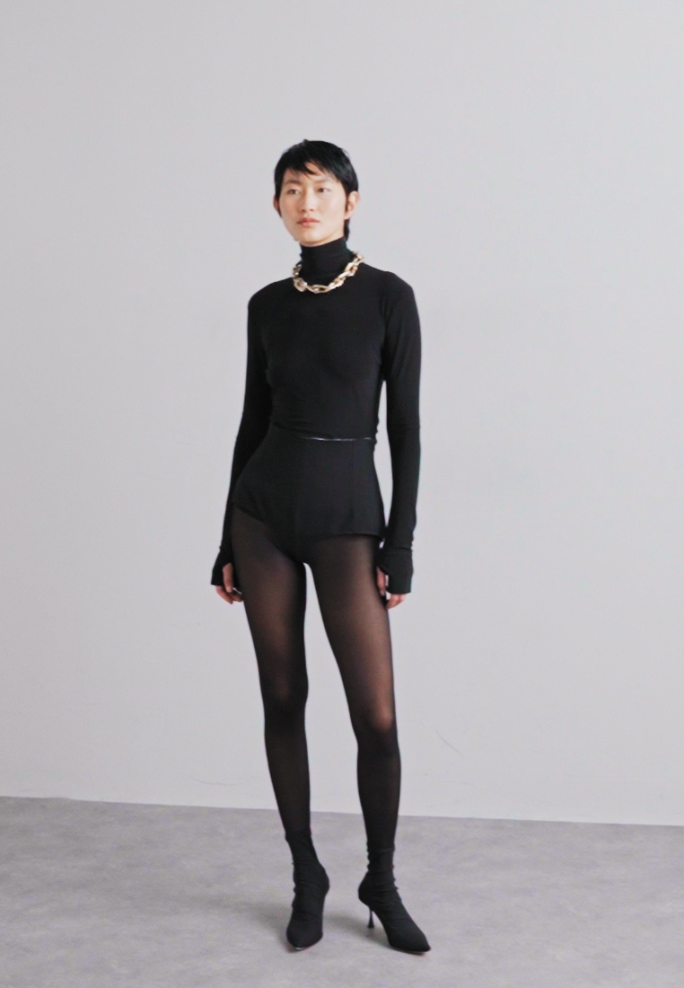 SLIM FIT LONG SLEEVE TURTLE- Long sleeved top