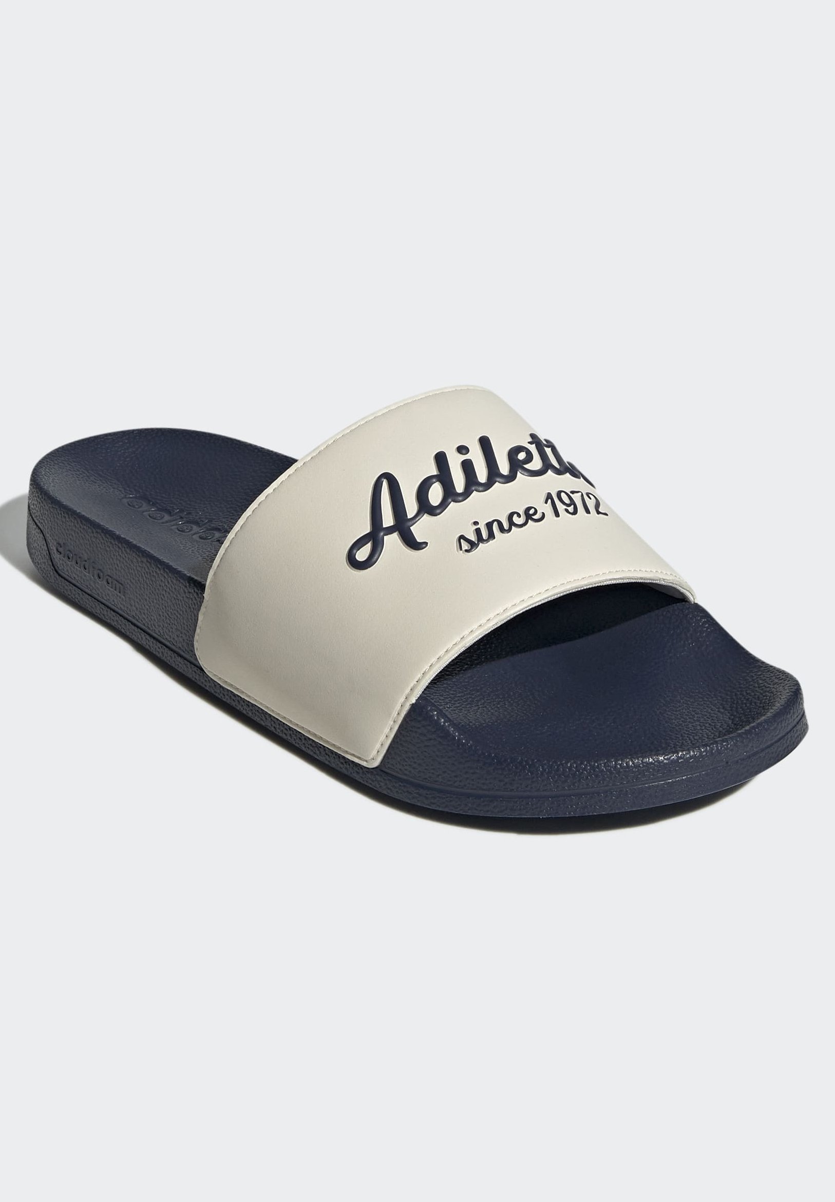 ADILETTE SHOWER- Pool slides