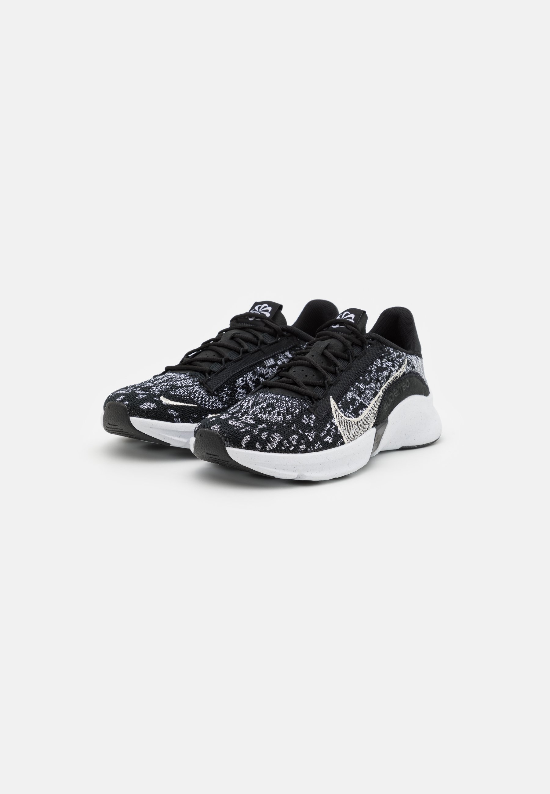 W NIKE SUPERREP GO 3 FLYKNIT - Training shoe