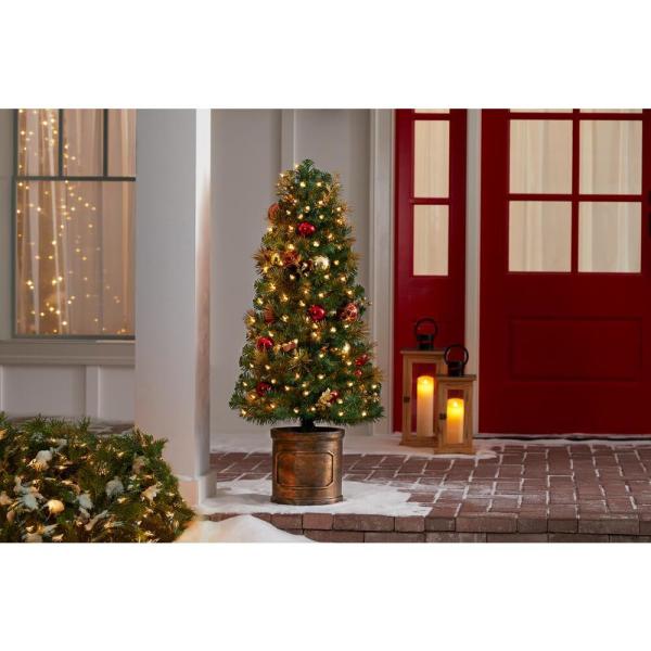 4.5 ft. Royal Easton Pre-Lit Potted Artificial Christmas Tree with 70 White Lights