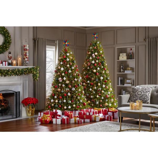 6.5 ft Dunhill Fir Pre-Lit Artificial Christmas Tree with 650 Warm White Mini Lights