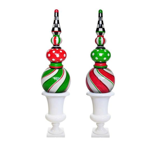 2.8 ft. Green Swirl Christmas Topiary