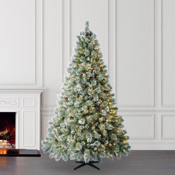 7.5 ft Sparkling Amelia Pine LED Pre-Lit Artificial Christmas Tree with 600 Warm White Micro Fairy Lights