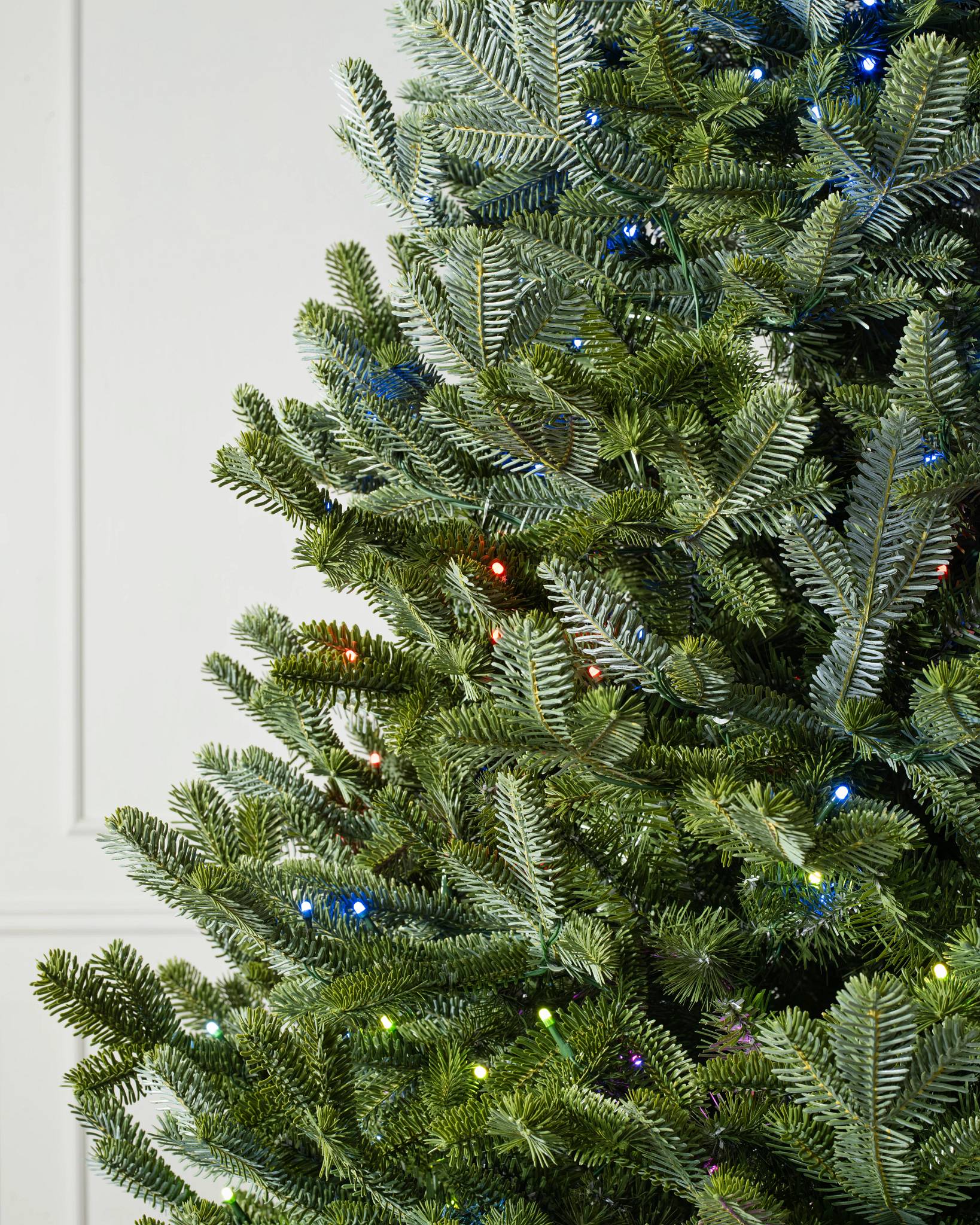 7-1/2 ft. Natural Fraser Medium Fir Hinged Artificial Christmas Tree with 1000 Multicolor Lights