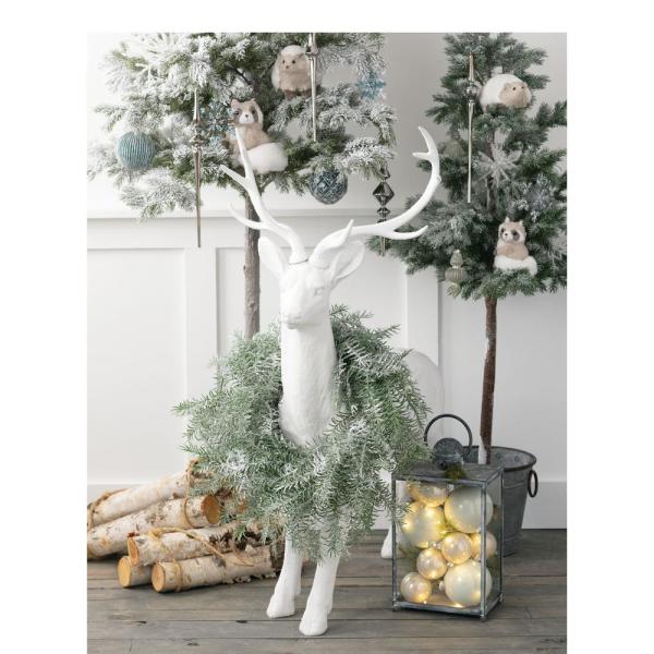 Green Plastic 8' Iced Artificial Tree
