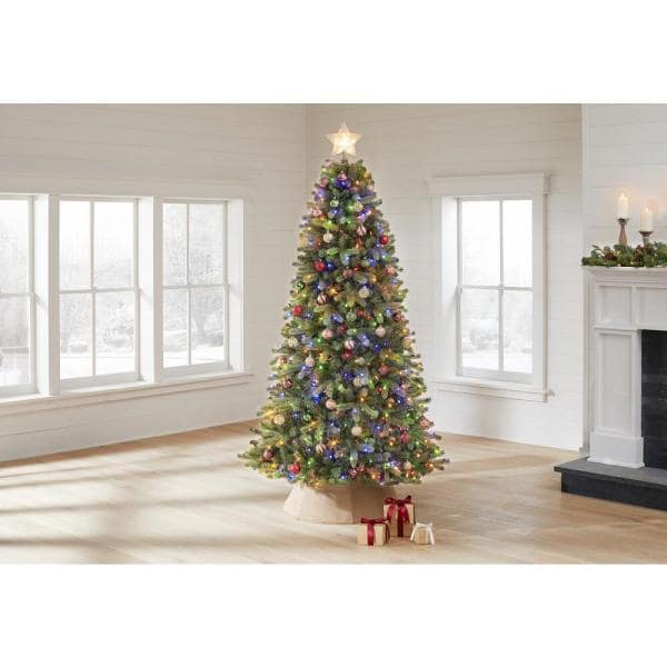 7.5 ft Manchester White Spruce LED Pre-Lit Artificial Christmas Tree with 500 SureBright Color Changing Mini Lights