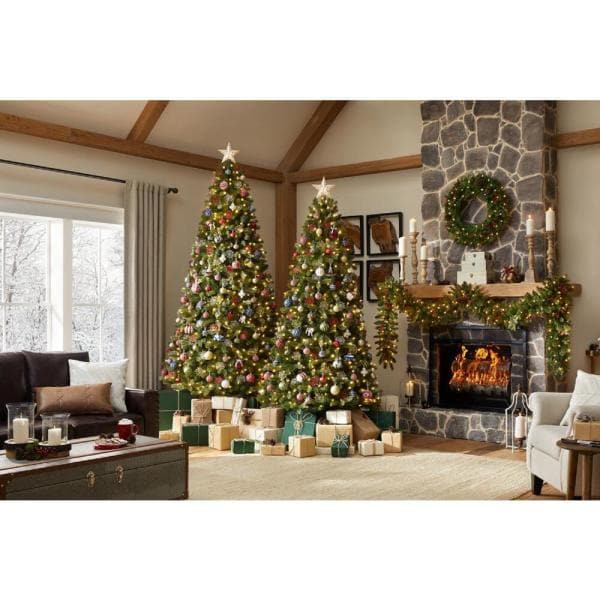 7.5 ft Manchester White Spruce LED Pre-Lit Artificial Christmas Tree with 500 SureBright Color Changing Mini Lights