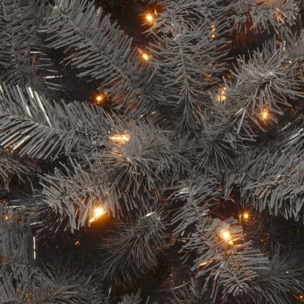 6-1/2 ft. North Valley Black Spruce Hinged Tree with 450 Clear Lights