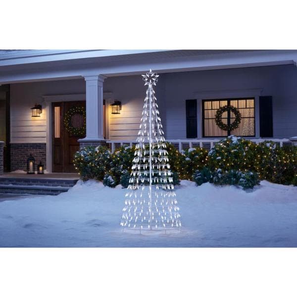 6 ft 300-Light LED White Tree with Star