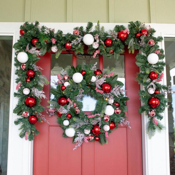 30 in. Pre-Lit LED Nordic Wreath