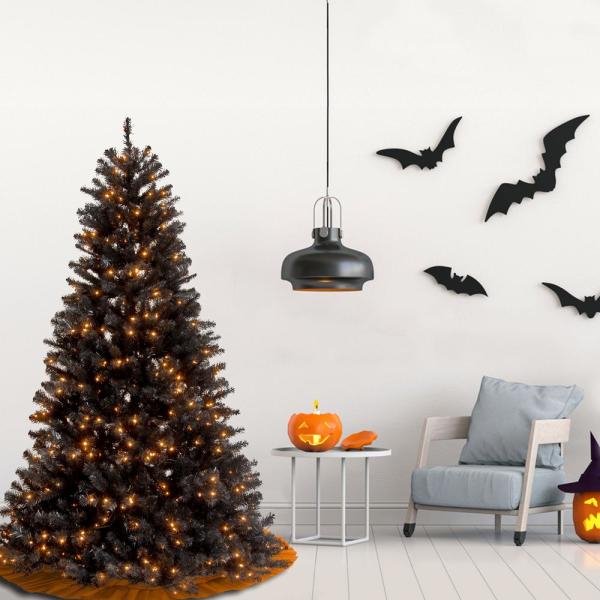 6-1/2 ft. North Valley Black Spruce Hinged Tree with 450 Clear Lights
