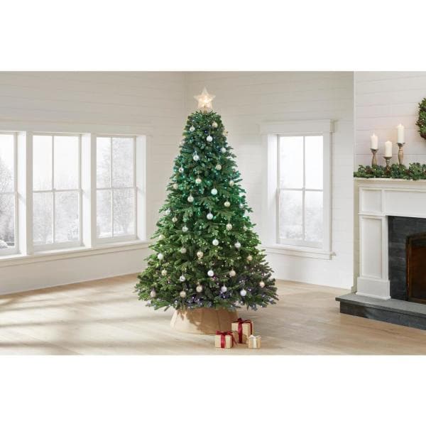 7.5 ft Swiss Mountain Black Spruce Twinkly Rainbow LED Pre-Lit Christmas Tree with 600 RGB LED Technology Dome Lights