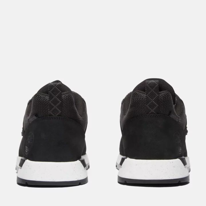 Low Field Trekker for Men in Black