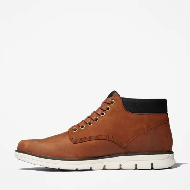 Bradstreet Chukka Boot for Men in Brown
