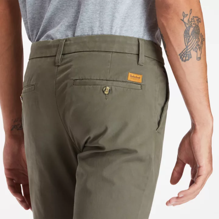 Sargent Lake Stretch Chino Trousers for Men in Dark Green