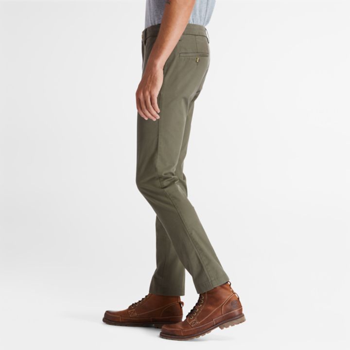 Sargent Lake Stretch Chino Trousers for Men in Dark Green