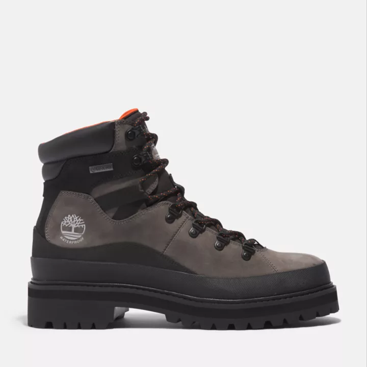 Vibram and Gore-Tex Boot for Men in Grey