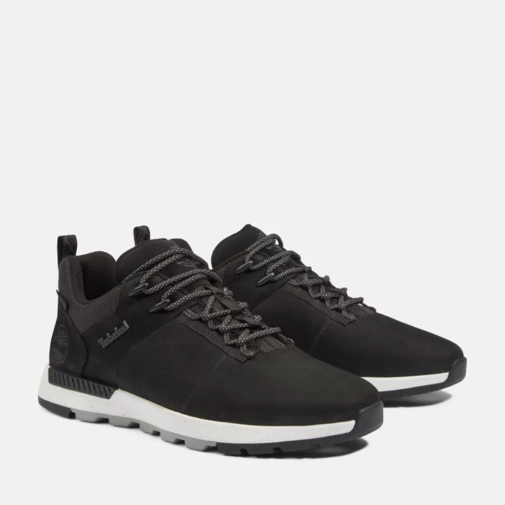 Low Field Trekker for Men in Black