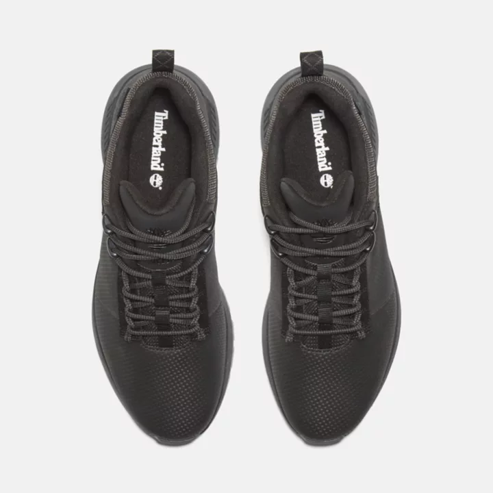 Low Field Trekker for Men in Black