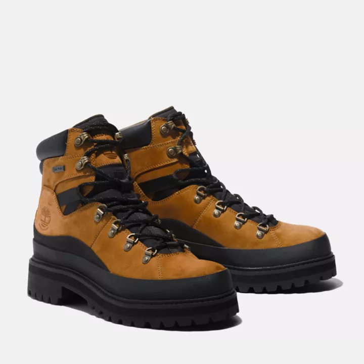 Vibram and Gore-Tex Boot for Men in Yellow