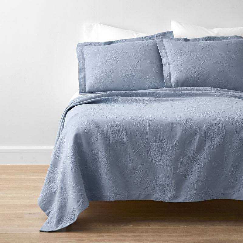 Putnam Cotton Matelasse Coverlet Dusty Blue, Size Full The Company