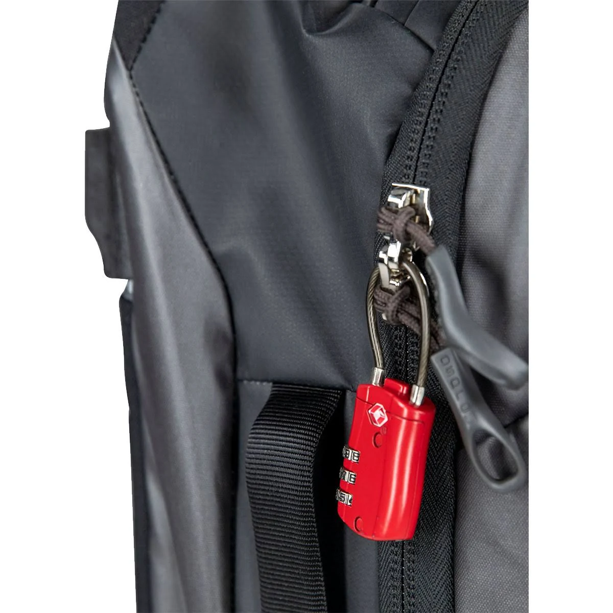 Osprey Transporter Wheeled Global Carry on Black Wellnestcares