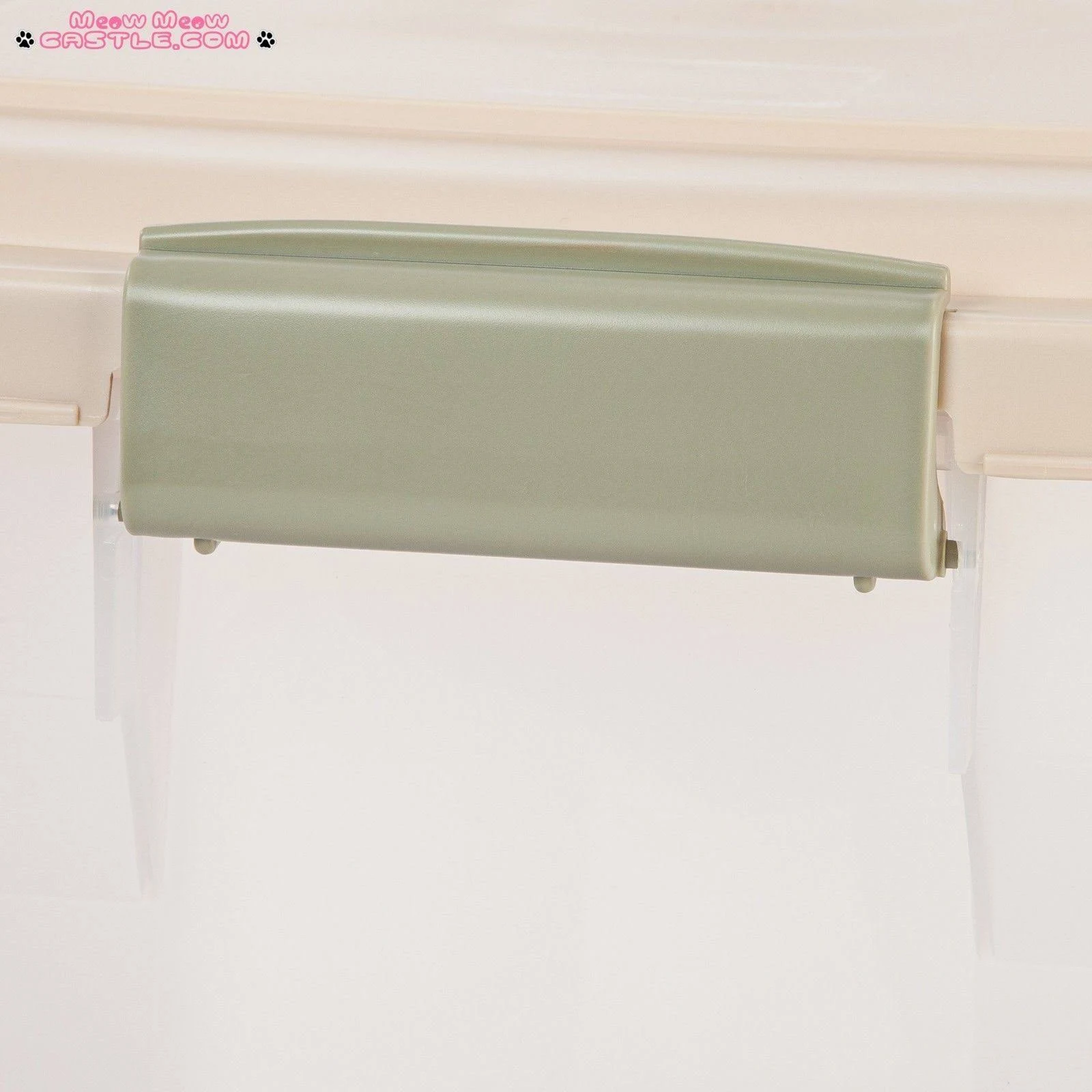 Iris Premium Airtight Pet Food Storage Container 55Pounds Almond Wellnestcares