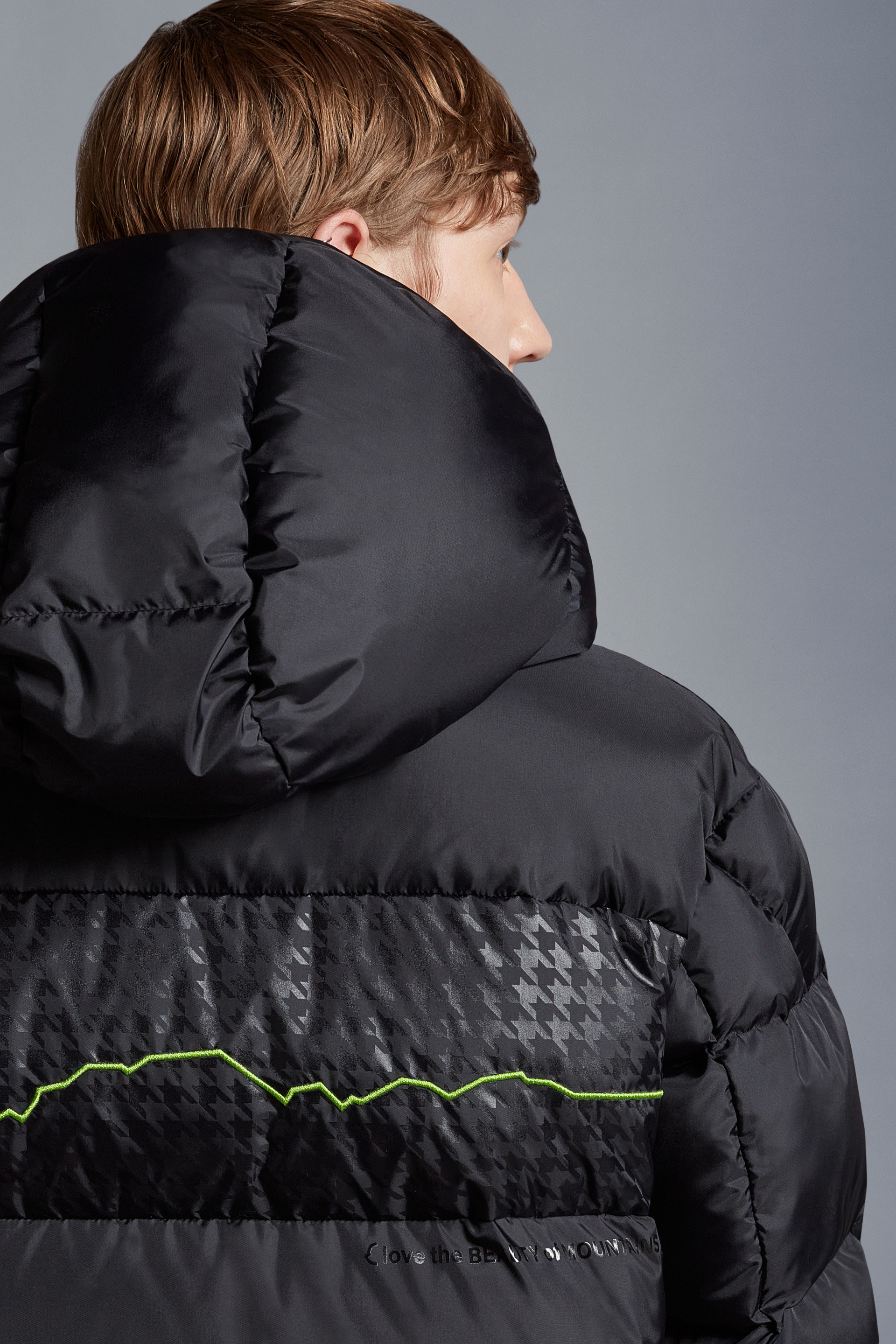 Acanthus Short Down Jacket
