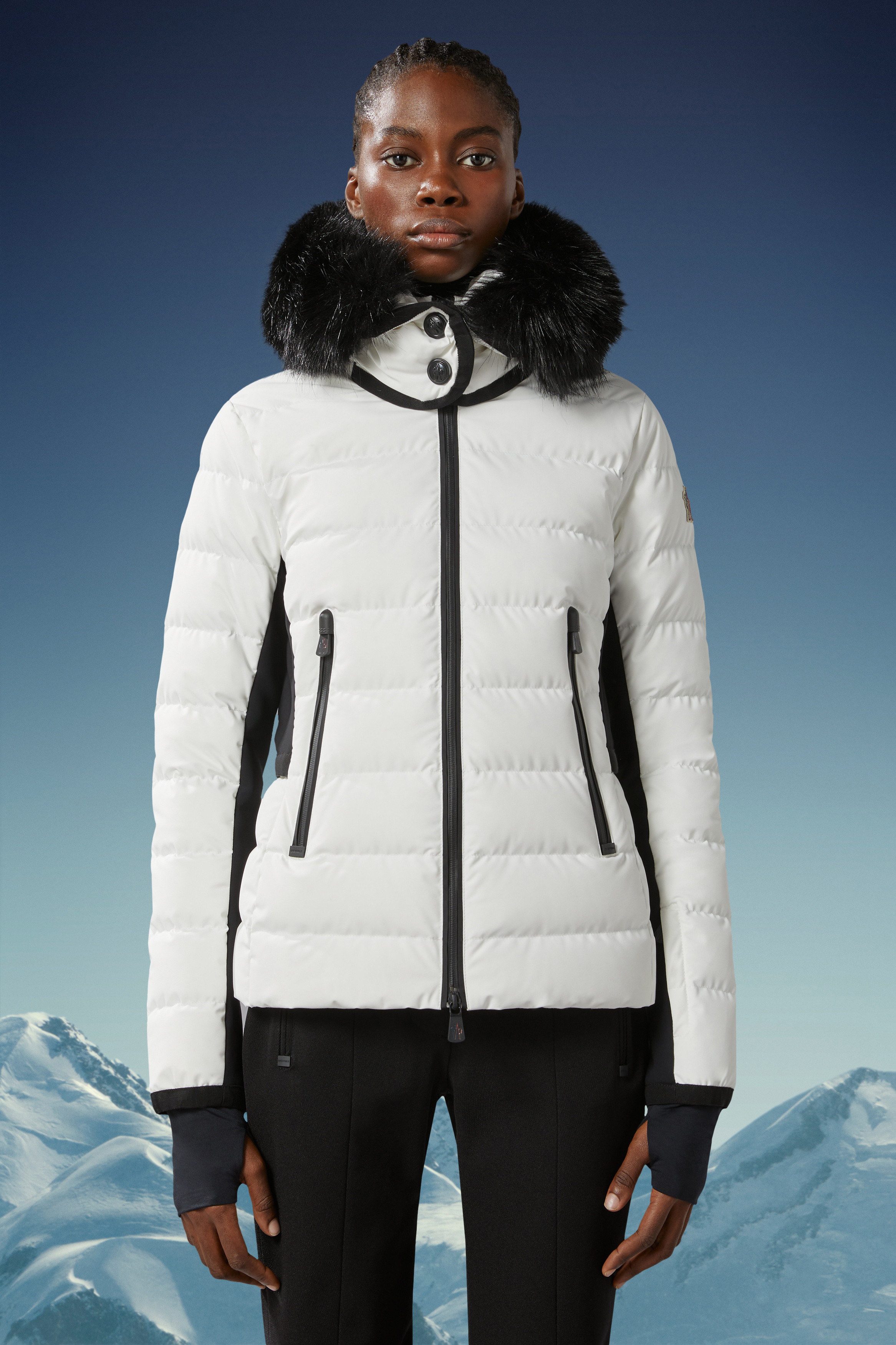 Lamoura Short Down Jacket