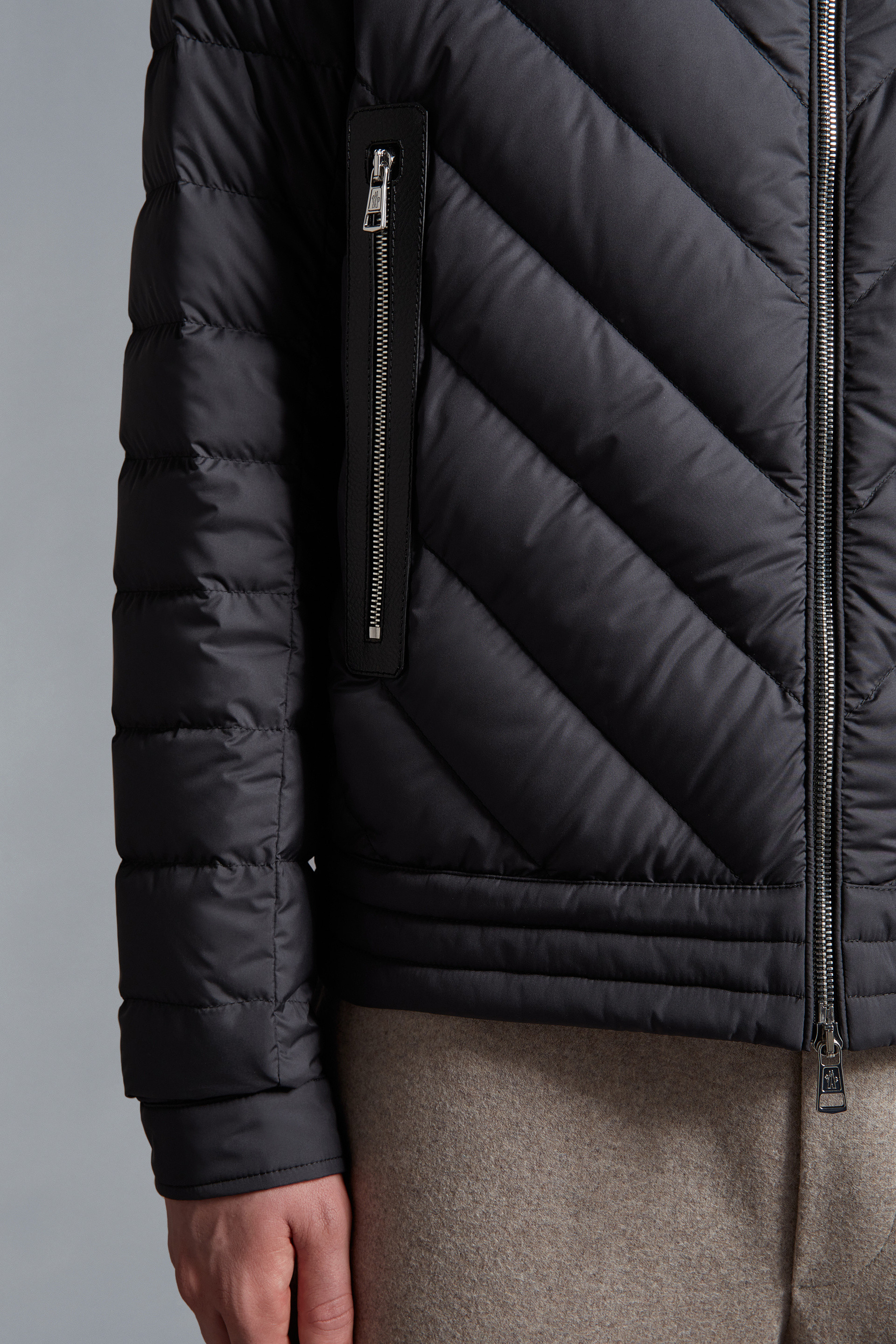 Tajuna Short Down Jacket