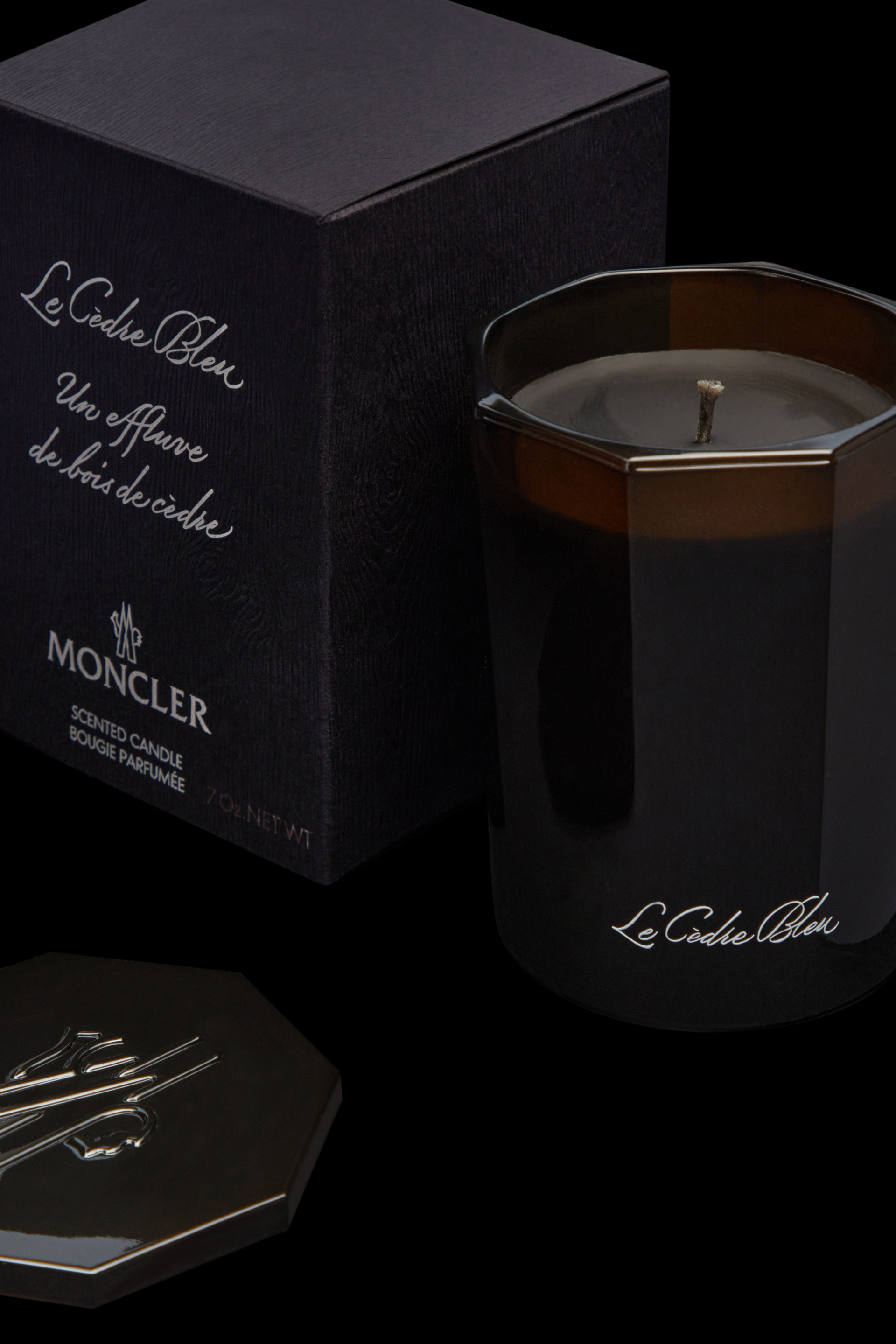 Le Cedre Bleu Scented Candle 7 Oz.