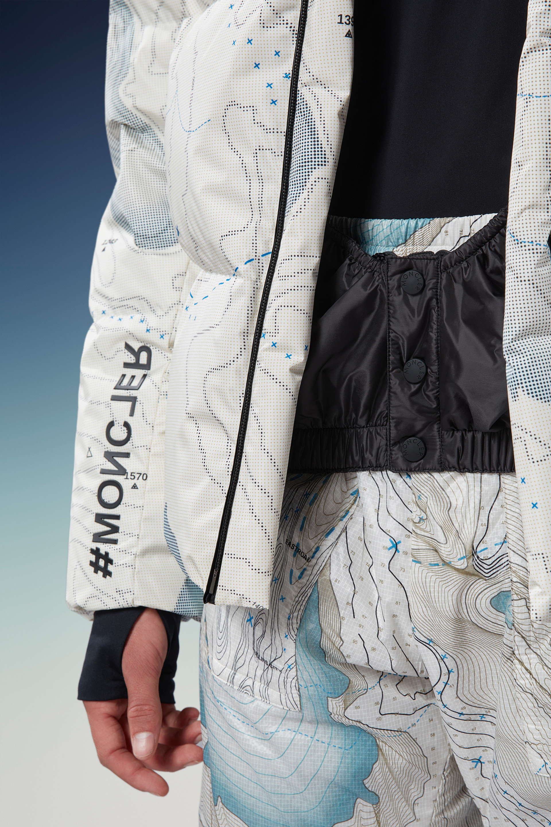 Mazod Short Down Jacket