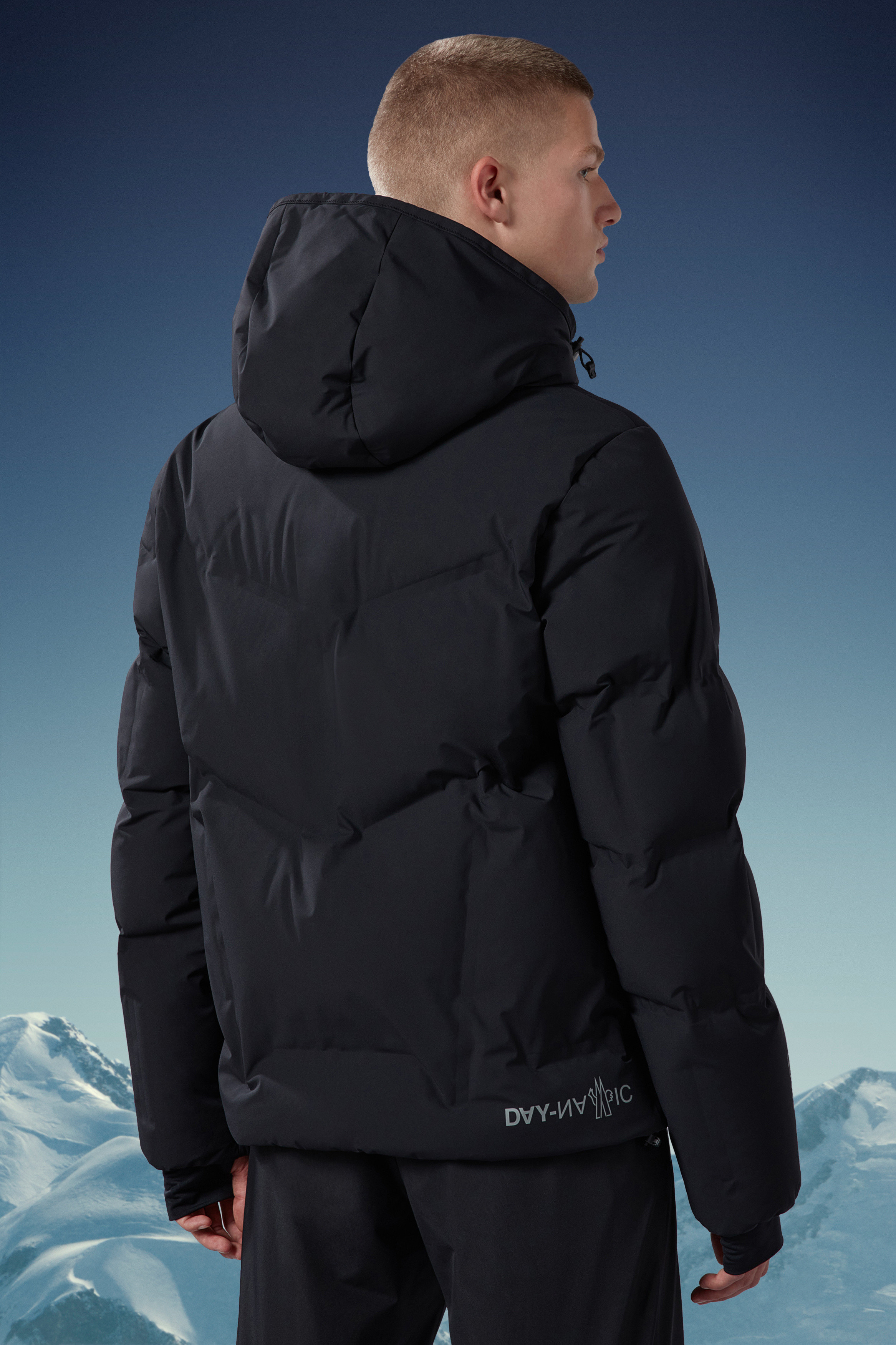 Arcesaz Short Down Jacket