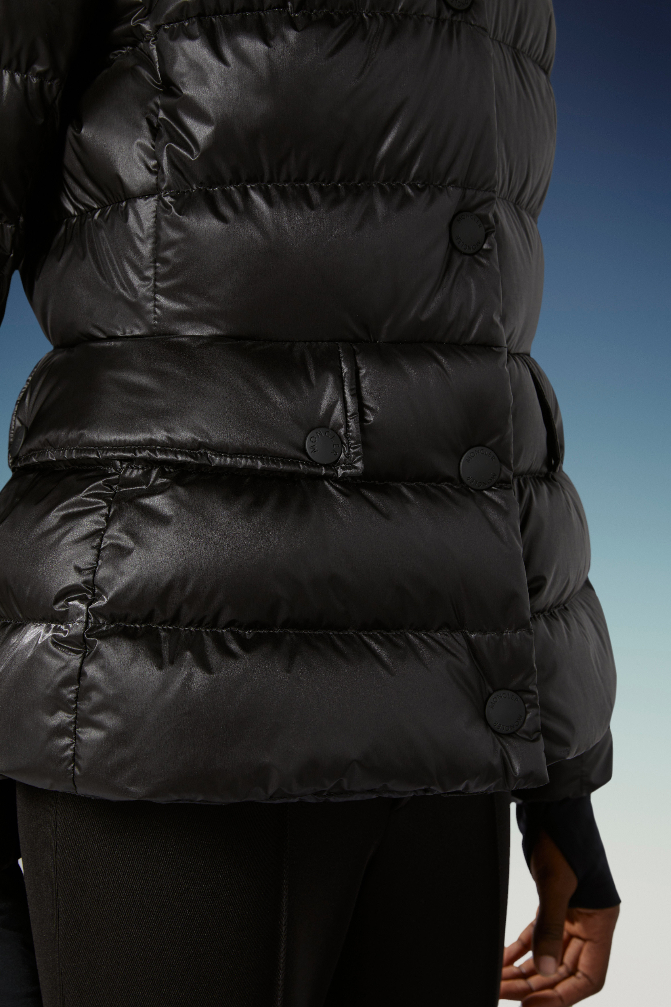 Armoniques Short Down Jacket
