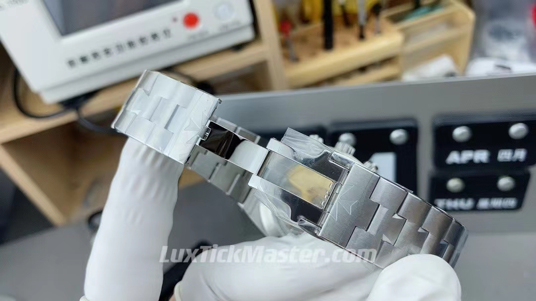 Vacheron Constantin1:1 Super Clone Overseas Series 5520V/210A-B148 PPF Factory