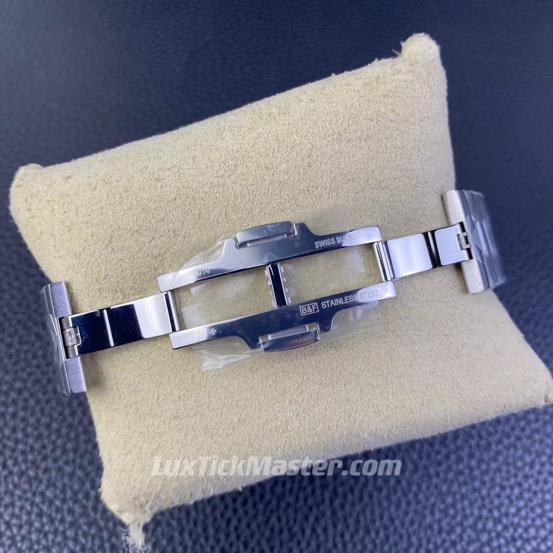 Vacheron Constantin1:1 Super Clone Overseas Series 7920V/210A-B333 PZ Factory