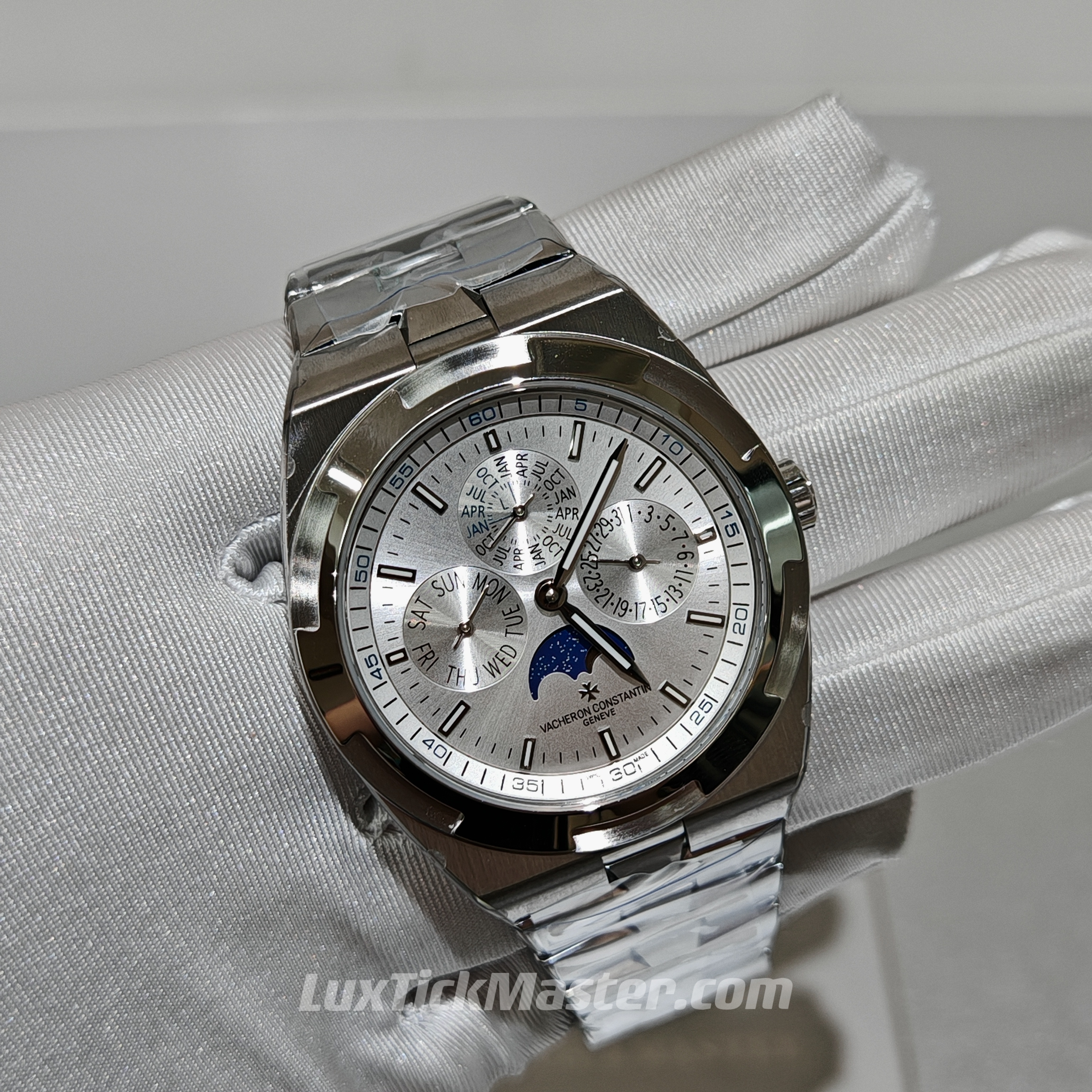 Vacheron Constantin1:1 Super Clone Overseas Series 4300V 8F Factory