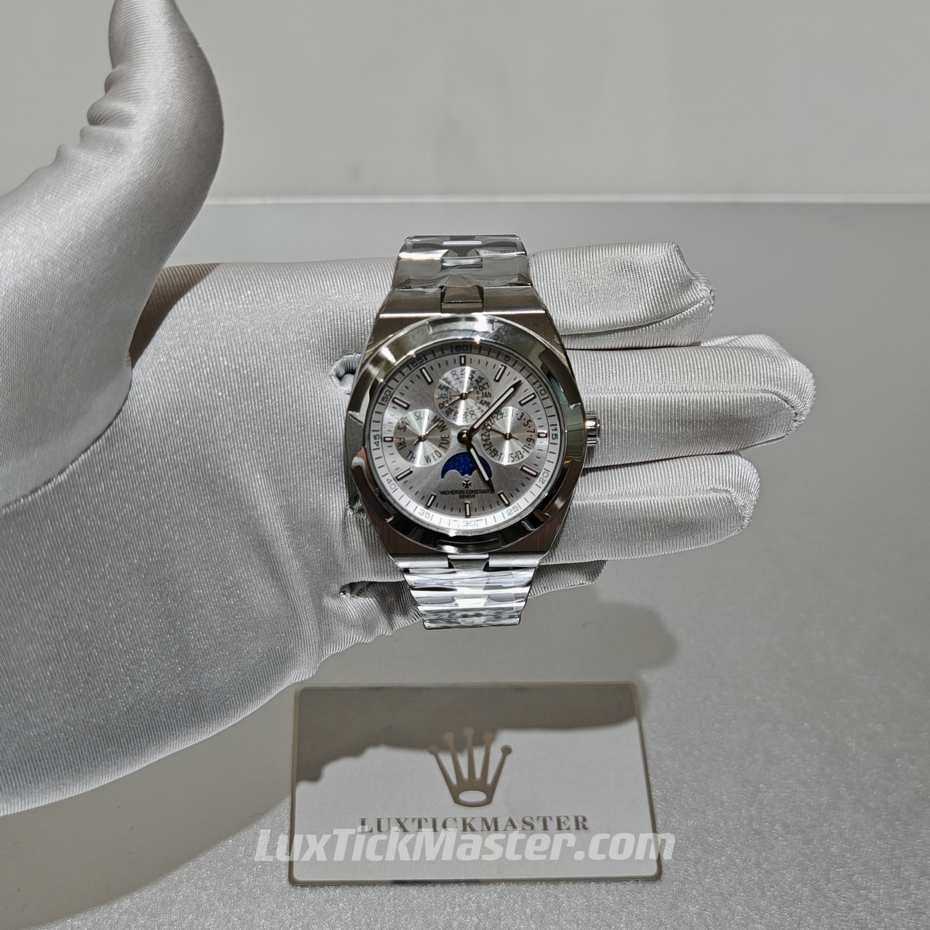 Vacheron Constantin1:1 Super Clone Overseas Series 4300V 8F Factory