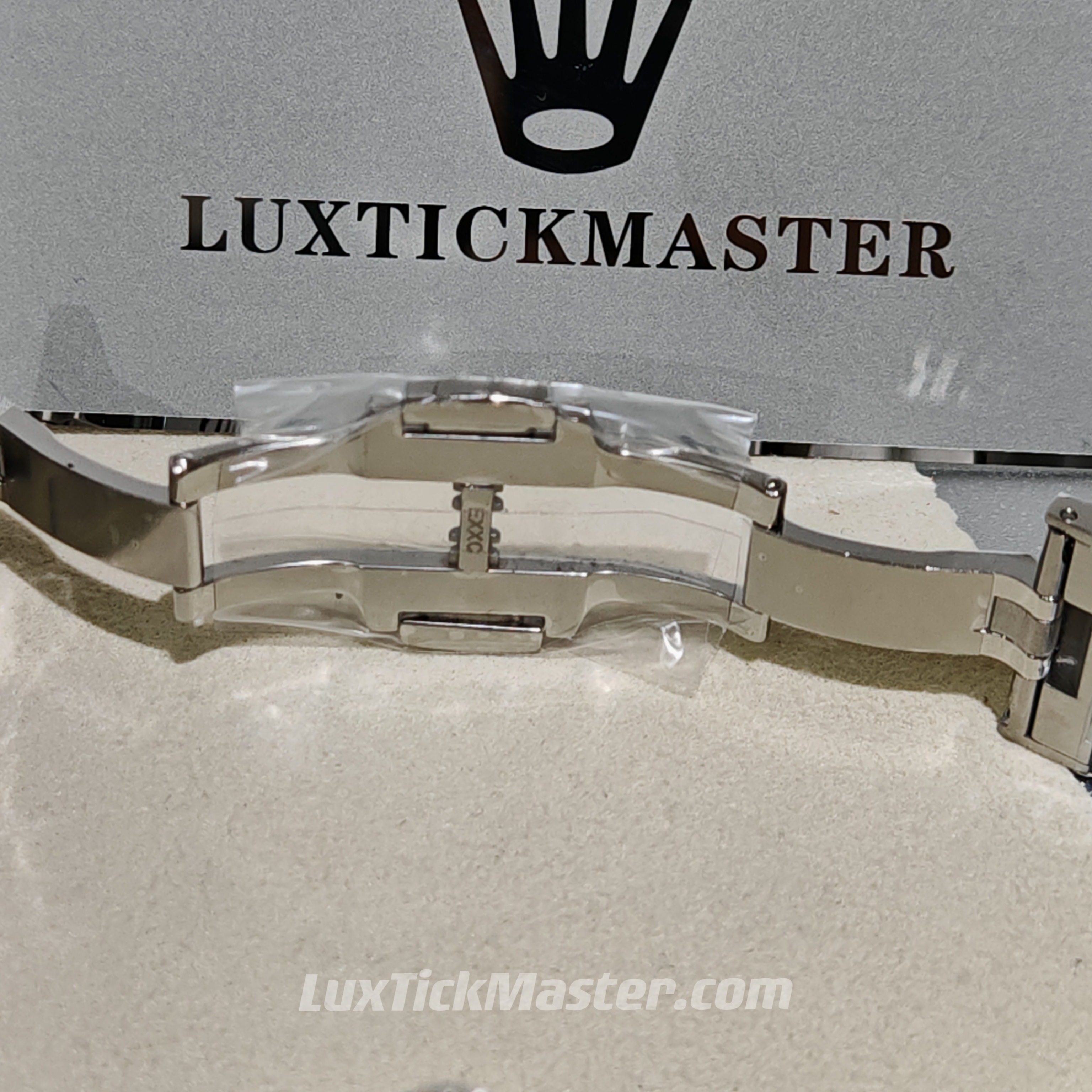 Vacheron Constantin1:1 Super Clone Overseas Series 4300V 8F Factory