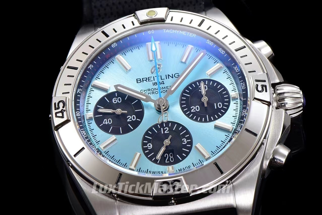 Breitling  1:1 Super Clone mechanical chronograph series PB0134101C1S1