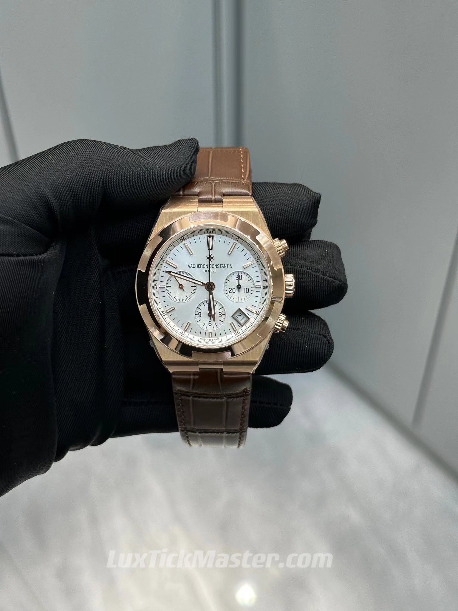 Vacheron Constantin 1:1 Super Clone Overseas Series 5500V/000R-B074