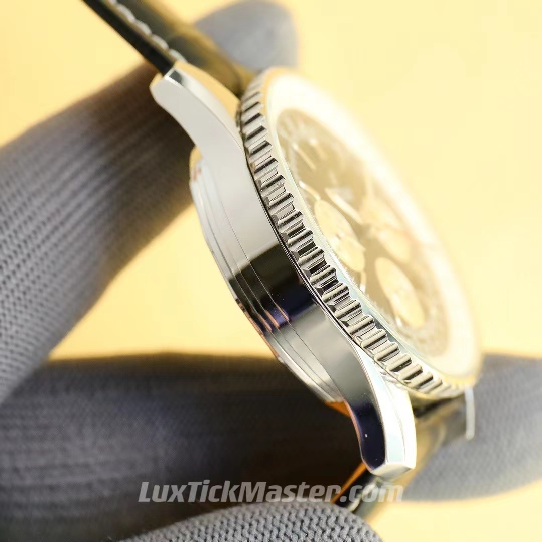 Breitling 1:1 Super Clone Navitimer 1 Series AB0121211B1P2