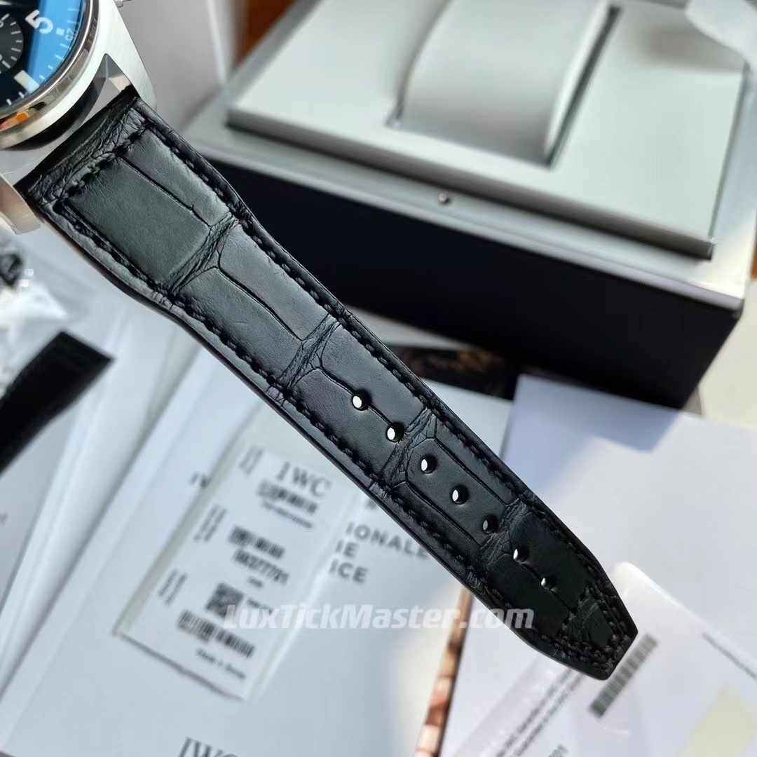 IWC 1:1 Super Clone pilot series IW377701 (flying meter)