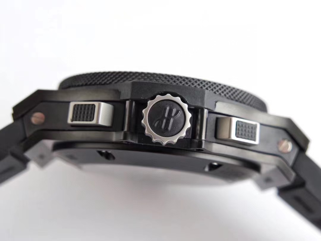 Hublot 1:1 Super Clone BIG BANG series 301.C1.1770.RX