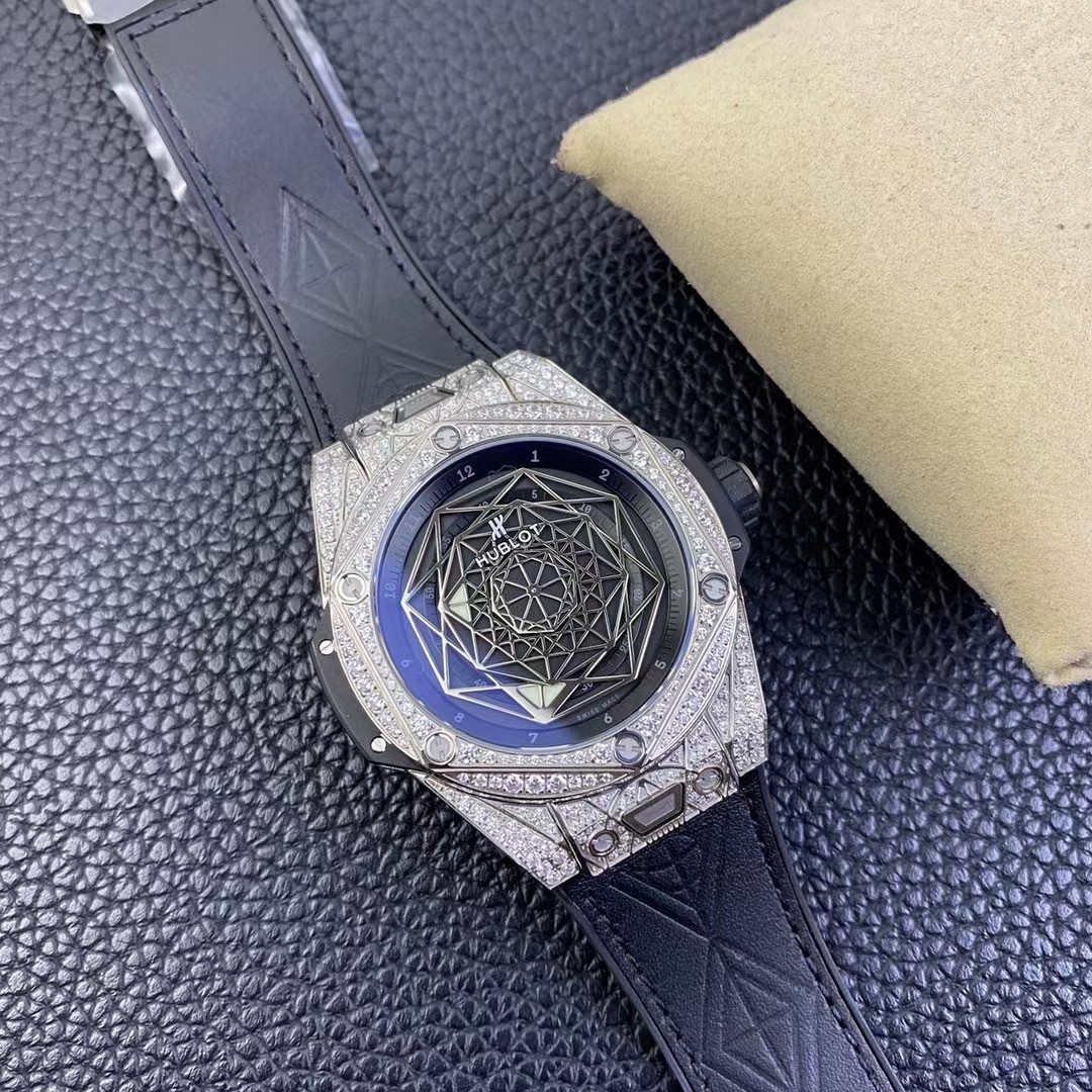 Hublot 1:1 Super Clone BIG BANG series 415.NX.1112.VR.1704.MXM17