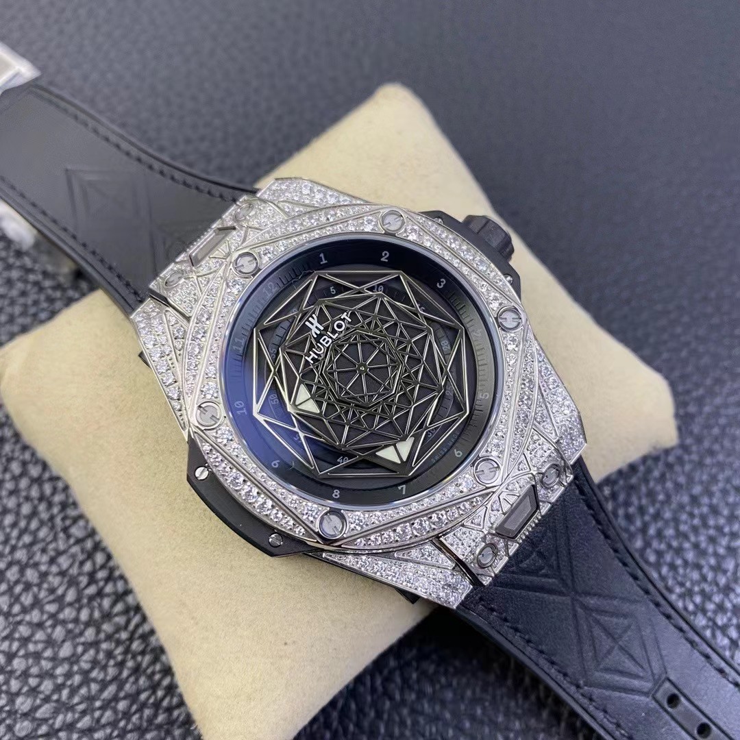 Hublot 1:1 Super Clone BIG BANG series 415.NX.1112.VR.1704.MXM17