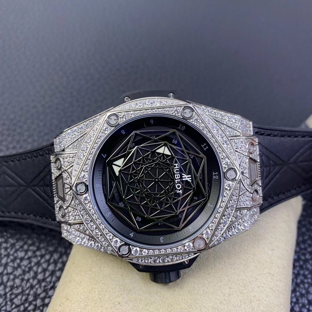 Hublot 1:1 Super Clone BIG BANG series 415.NX.1112.VR.1704.MXM17