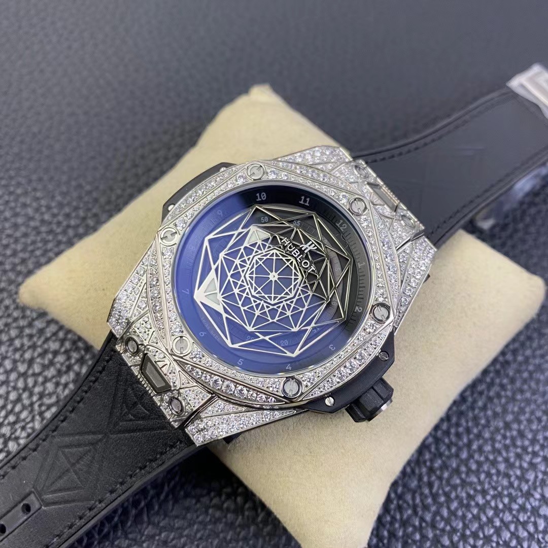 Hublot 1:1 Super Clone BIG BANG series 415.NX.1112.VR.1704.MXM17